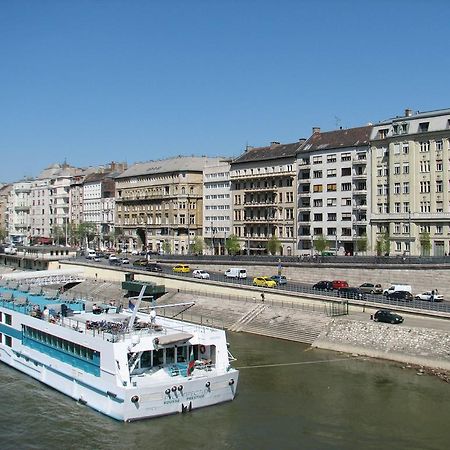 Central Danube Apartment Budapest Chambre photo