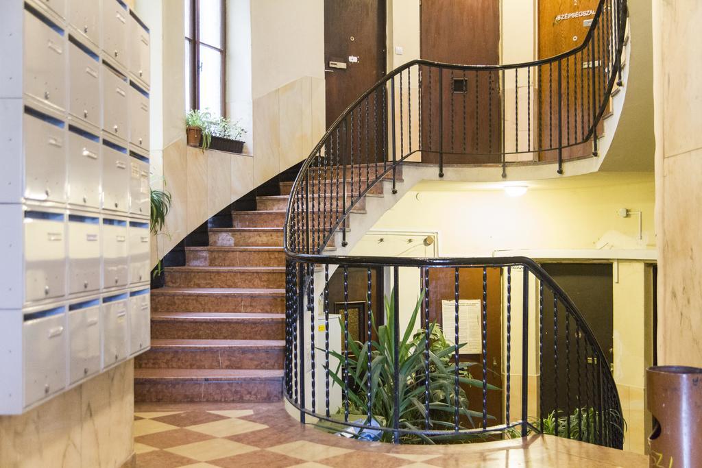 Central Danube Apartment Budapest Extérieur photo