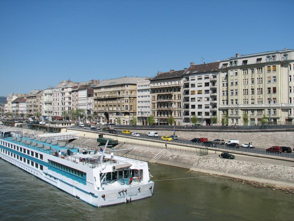 Central Danube Apartment Budapest Chambre photo